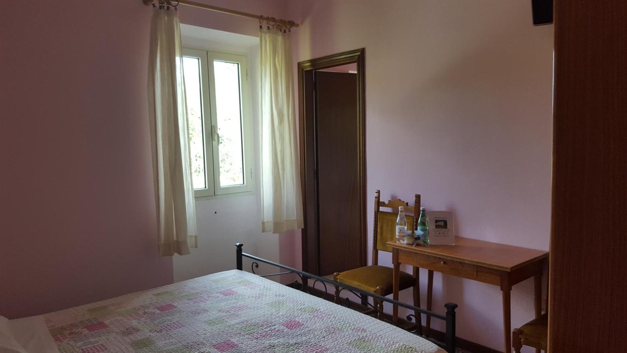 Albergo Ristorante Gualtieri Barberino di Mugello Zimmer foto