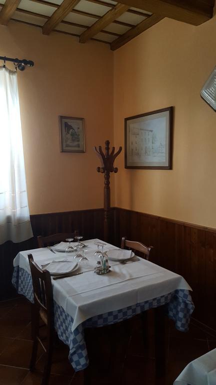 Albergo Ristorante Gualtieri Barberino di Mugello Exterior foto